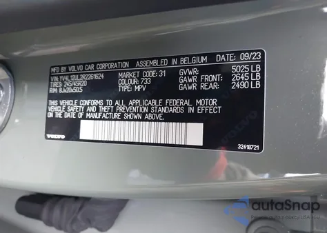 2024 Volvo Xc40 B5 Plus Dark Theme z USA, uszkodzony, nr VIN YV4L12UL2R2261624